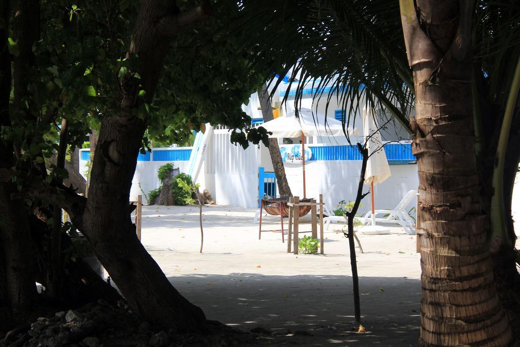 Rip Tide Vacation Inn, K.Guraidhoo Guraidhoo  Exterior foto